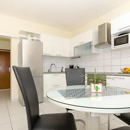 Apartment Jerko Sutivan