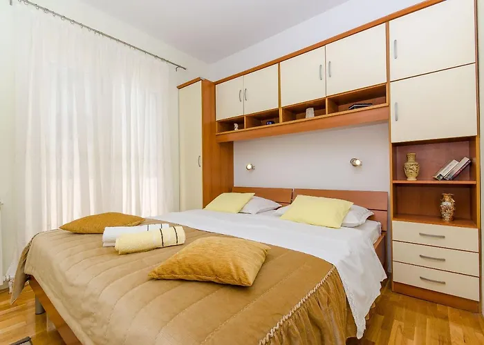 Apartman Jerko Sutivan